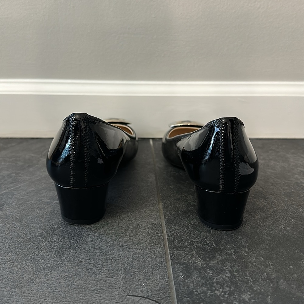 Prada heels - Picture 5 of 8